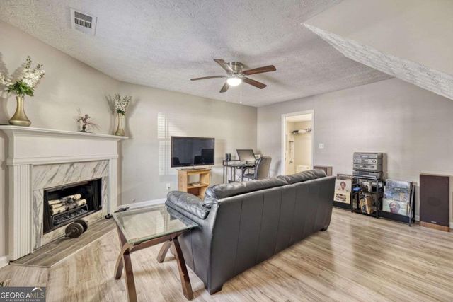 5544 Alpine Court, Lithonia, GA 30038