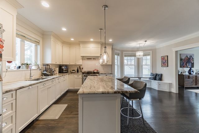 31 Kappius Path, Newton, MA 02459