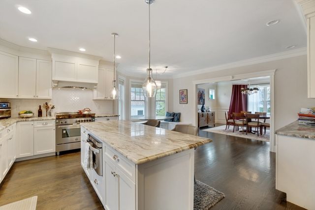 31 Kappius Path, Newton, MA 02459
