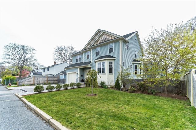 31 Kappius Path, Newton, MA 02459