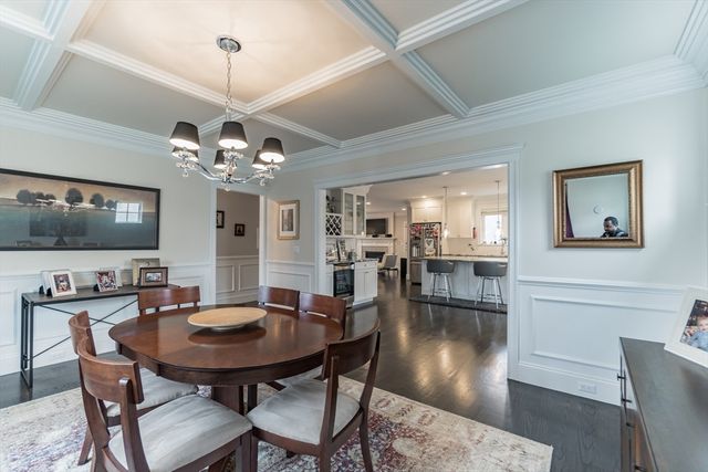31 Kappius Path, Newton, MA 02459
