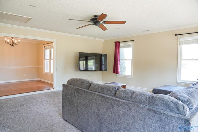 124 NW Derwent Lane, Huntsville, AL 35810