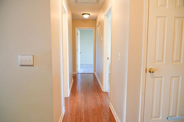 124 NW Derwent Lane, Huntsville, AL 35810