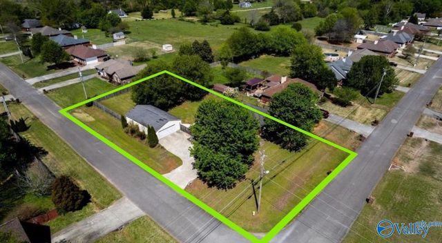 124 NW Derwent Lane, Huntsville, AL 35810