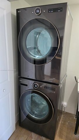 16955 SW 100th Ave 8, Miami, FL 33157