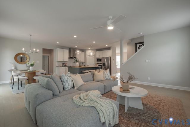 15912 Scarlet Coat Dr, Moseley, VA 23120