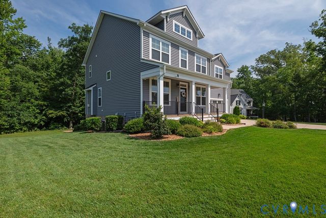 15912 Scarlet Coat Dr, Moseley, VA 23120