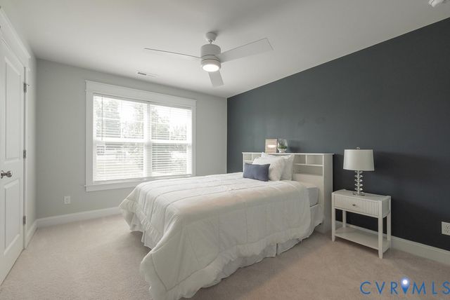 15912 Scarlet Coat Dr, Moseley, VA 23120