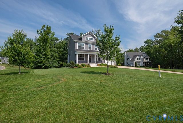 15912 Scarlet Coat Dr, Moseley, VA 23120