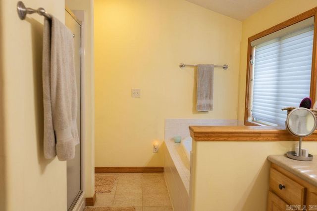 99 Anchor Court, Midway, AR 72651