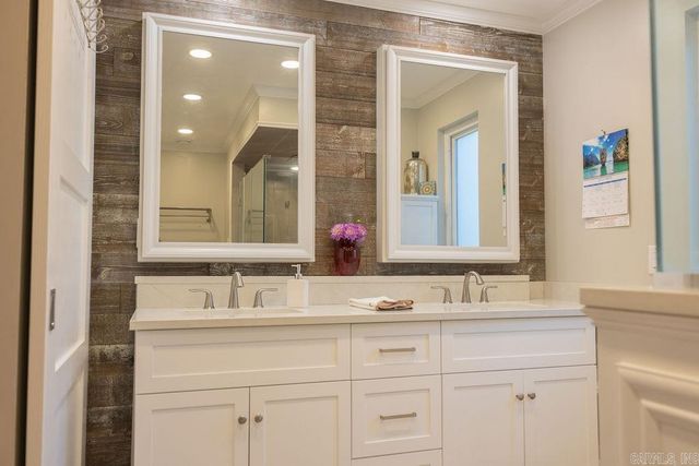 99 Anchor Court, Midway, AR 72651