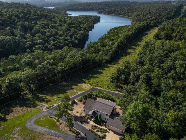 99 Anchor Court, Midway, AR 72651