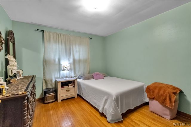 6428 John, Niagara Falls, NY 14304