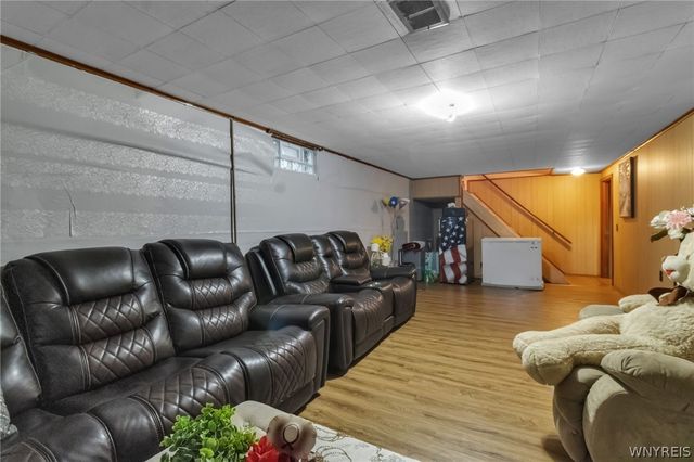 6428 John, Niagara Falls, NY 14304