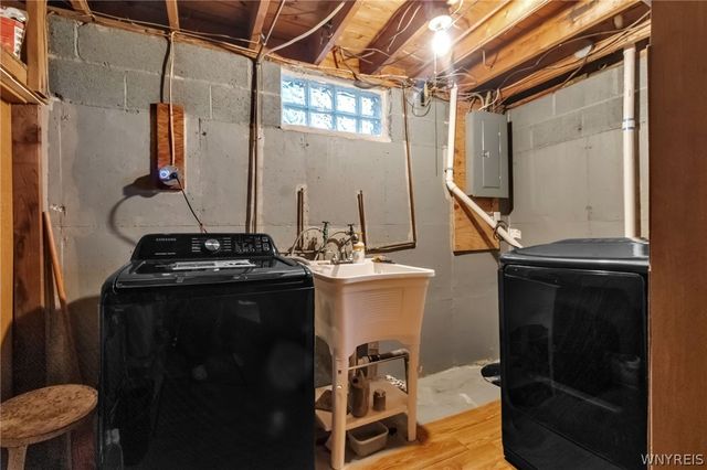 6428 John, Niagara Falls, NY 14304