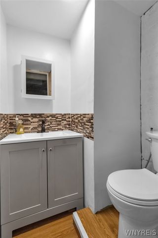 6428 John, Niagara Falls, NY 14304