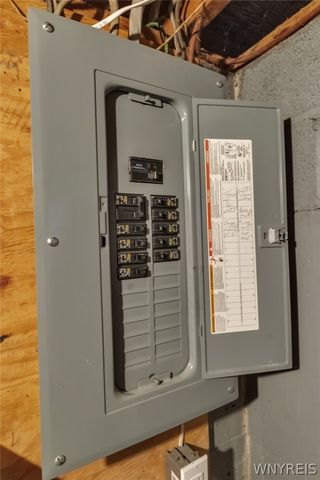 6428 John, Niagara Falls, NY 14304