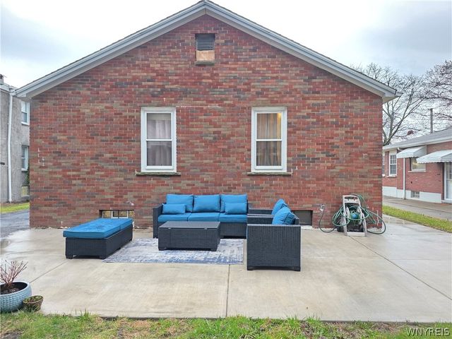 6428 John, Niagara Falls, NY 14304