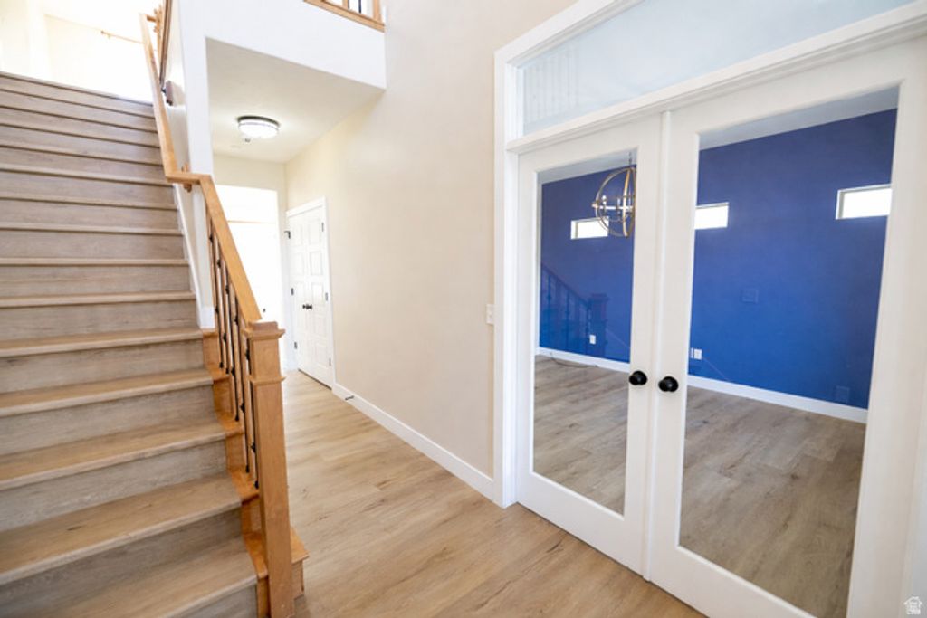 Image 3 of property listing at 15866 S MERCER CV, Draper, UT 84020