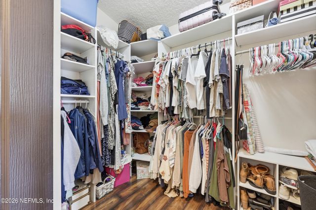 2532 CRESTDALE Court, Middleburg, FL 32068