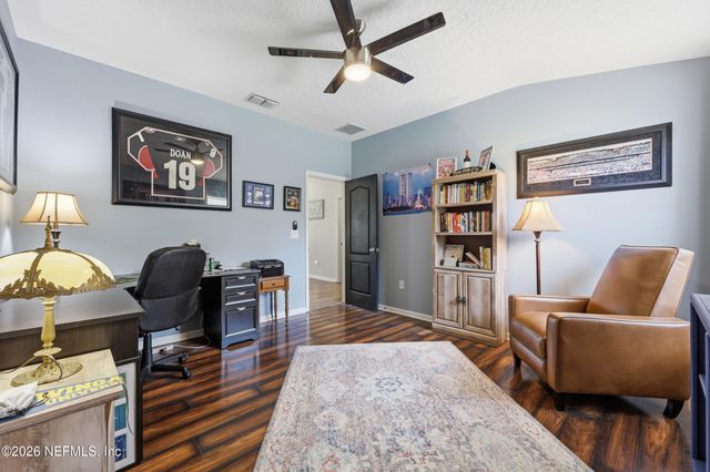 2532 CRESTDALE Court, Middleburg, FL 32068