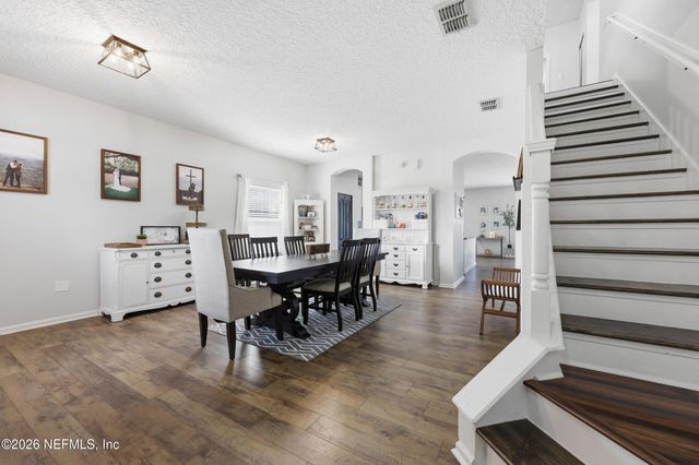 2532 CRESTDALE Court, Middleburg, FL 32068