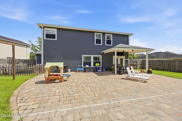 2532 CRESTDALE Court, Middleburg, FL 32068