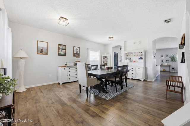 2532 CRESTDALE Court, Middleburg, FL 32068