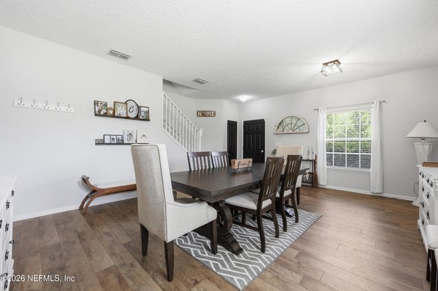 2532 CRESTDALE Court, Middleburg, FL 32068