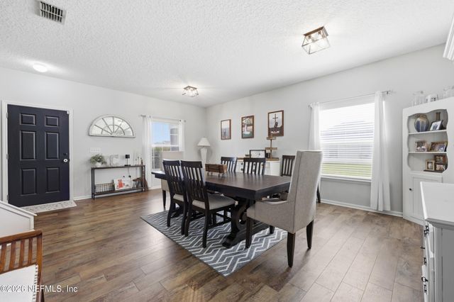 2532 CRESTDALE Court, Middleburg, FL 32068