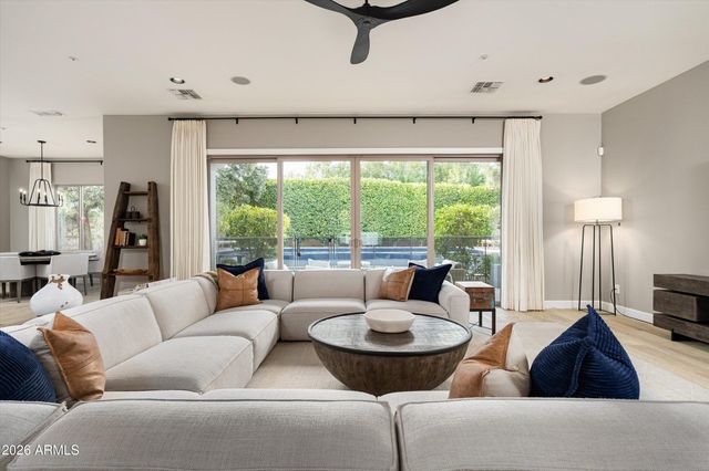 7624 E SOLANO Drive, Scottsdale, AZ 85250