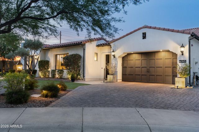7624 E SOLANO Drive, Scottsdale, AZ 85250