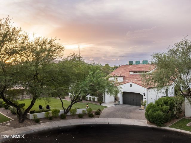 7624 E SOLANO Drive, Scottsdale, AZ 85250
