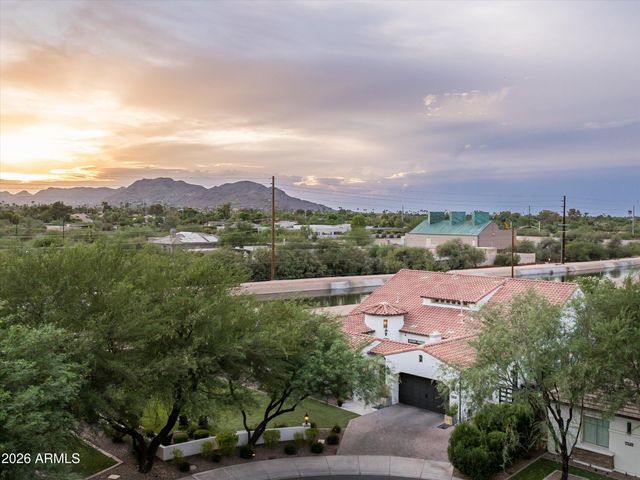 7624 E SOLANO Drive, Scottsdale, AZ 85250