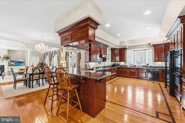 22030 WATSON RD, Leesburg, VA 20175