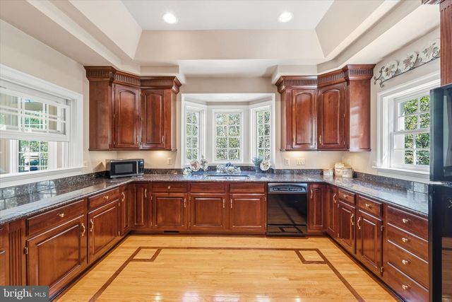 22030 WATSON RD, Leesburg, VA 20175