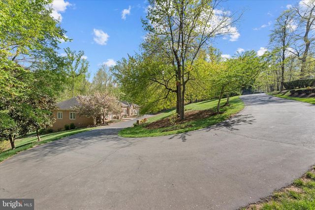 22030 WATSON RD, Leesburg, VA 20175