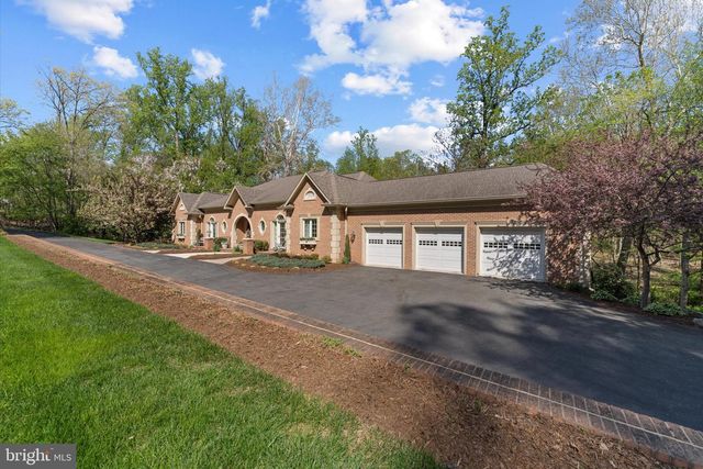 22030 WATSON RD, Leesburg, VA 20175