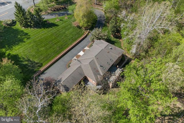 22030 WATSON RD, Leesburg, VA 20175