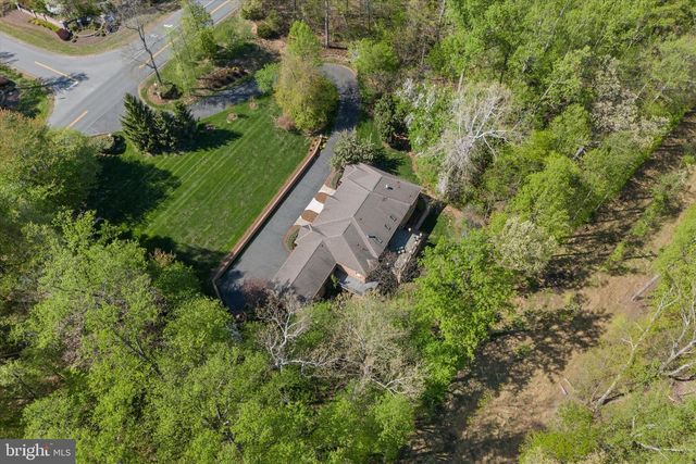 22030 WATSON RD, Leesburg, VA 20175