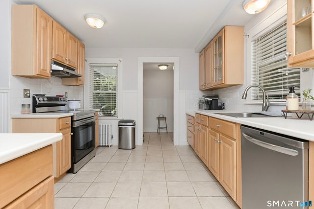 1923 Huntington Turnpike, Trumbull, CT 06611