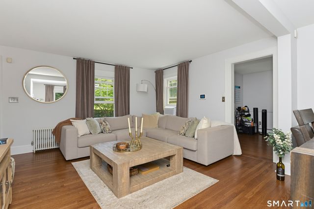 1923 Huntington Turnpike, Trumbull, CT 06611