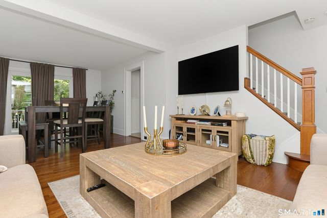 1923 Huntington Turnpike, Trumbull, CT 06611