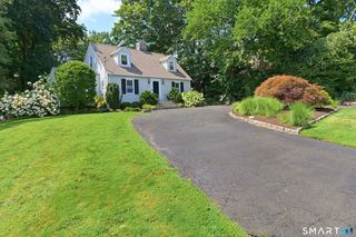 1923 Huntington Turnpike, Trumbull, CT 06611