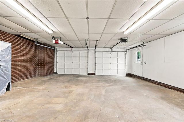 201 Jones Drive, Winston-salem, NC 27107