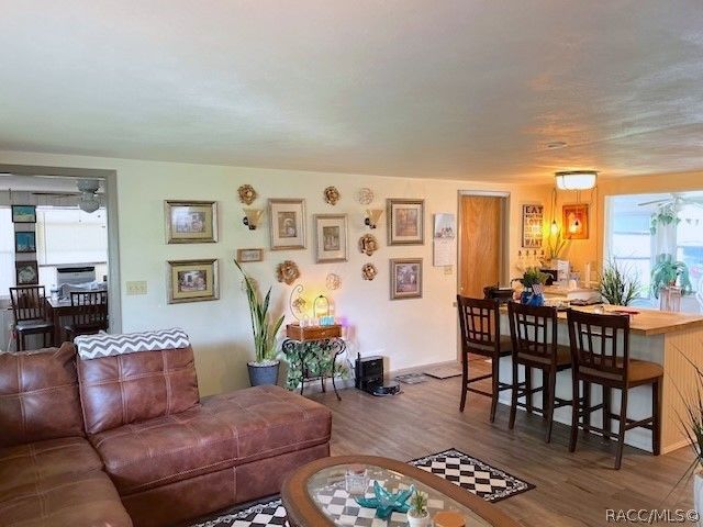 28 S Davis Street, Beverly Hills, FL 34465