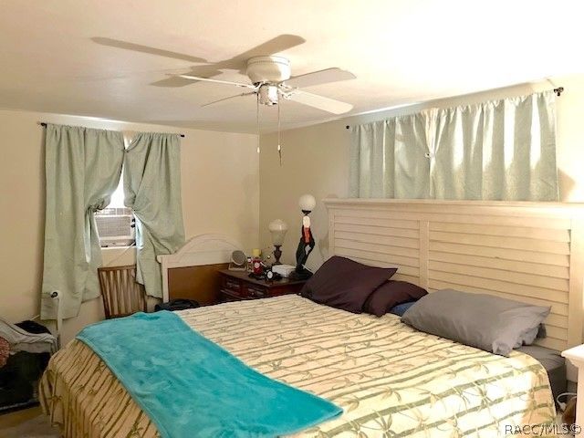 28 S Davis Street, Beverly Hills, FL 34465