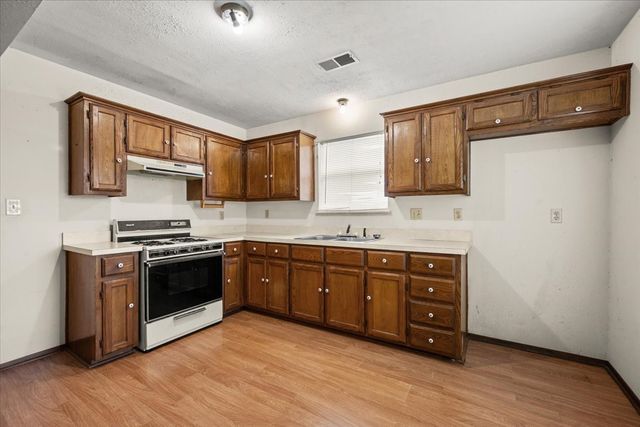 368 CR 3625, Clifton, TX 76634