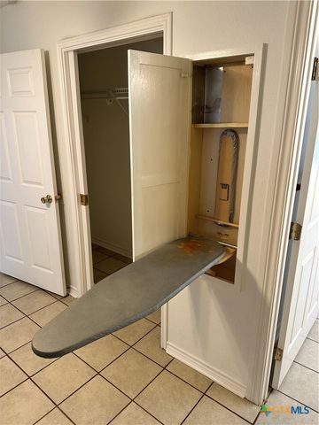 21464 Horned Frog Road, Salado, TX 76571