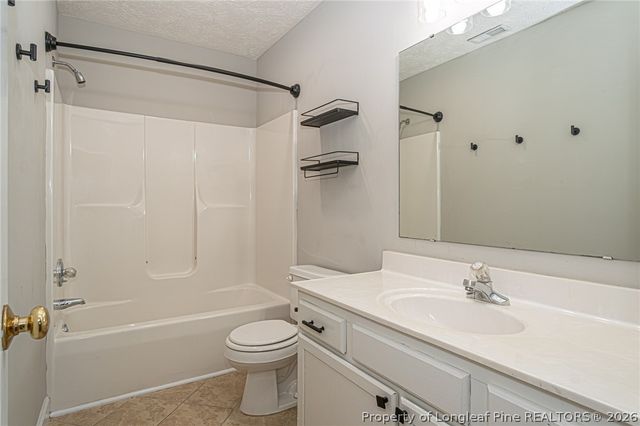 7787 Trappers Road, Fayetteville, NC 28311